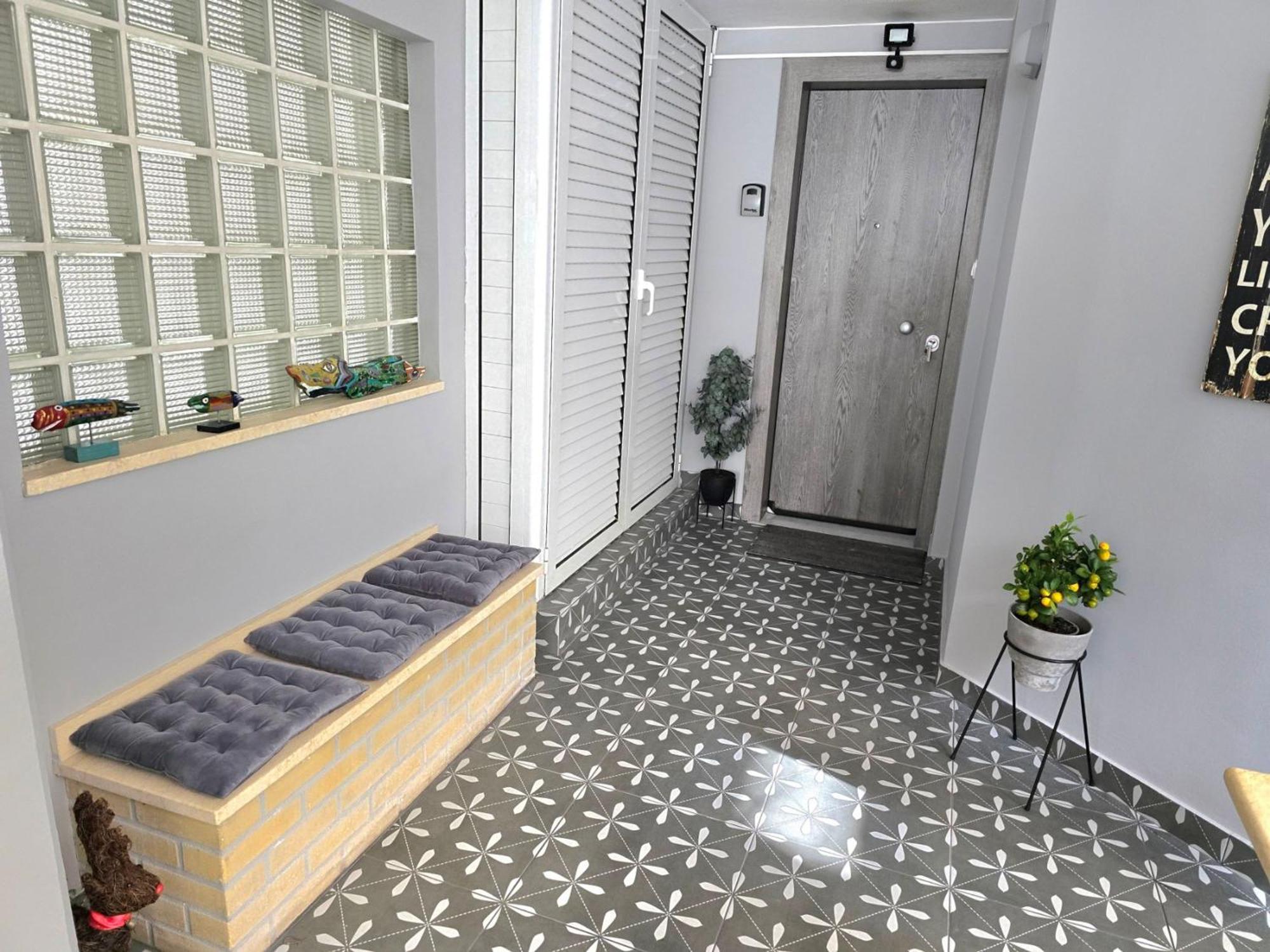 Glyfada'S Cosy Apartments Atenas Exterior foto
