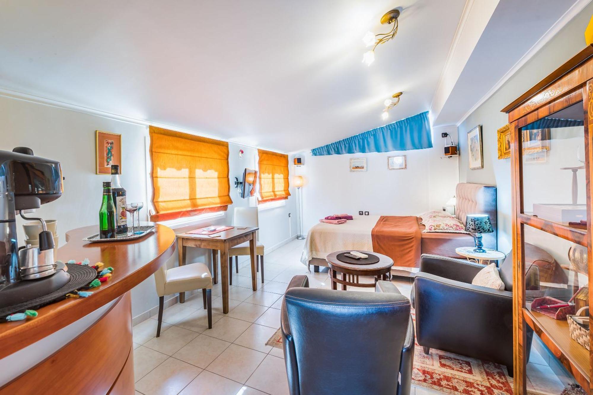 Glyfada'S Cosy Apartments Atenas Exterior foto